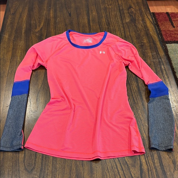 Vintage xs Under Armour heat gear long sleeve top - Picture 1 of 6